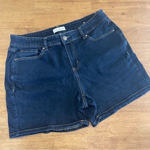 Lane Bryant Mid-Rise Girlfriend Denim Shorts Size 14 XL